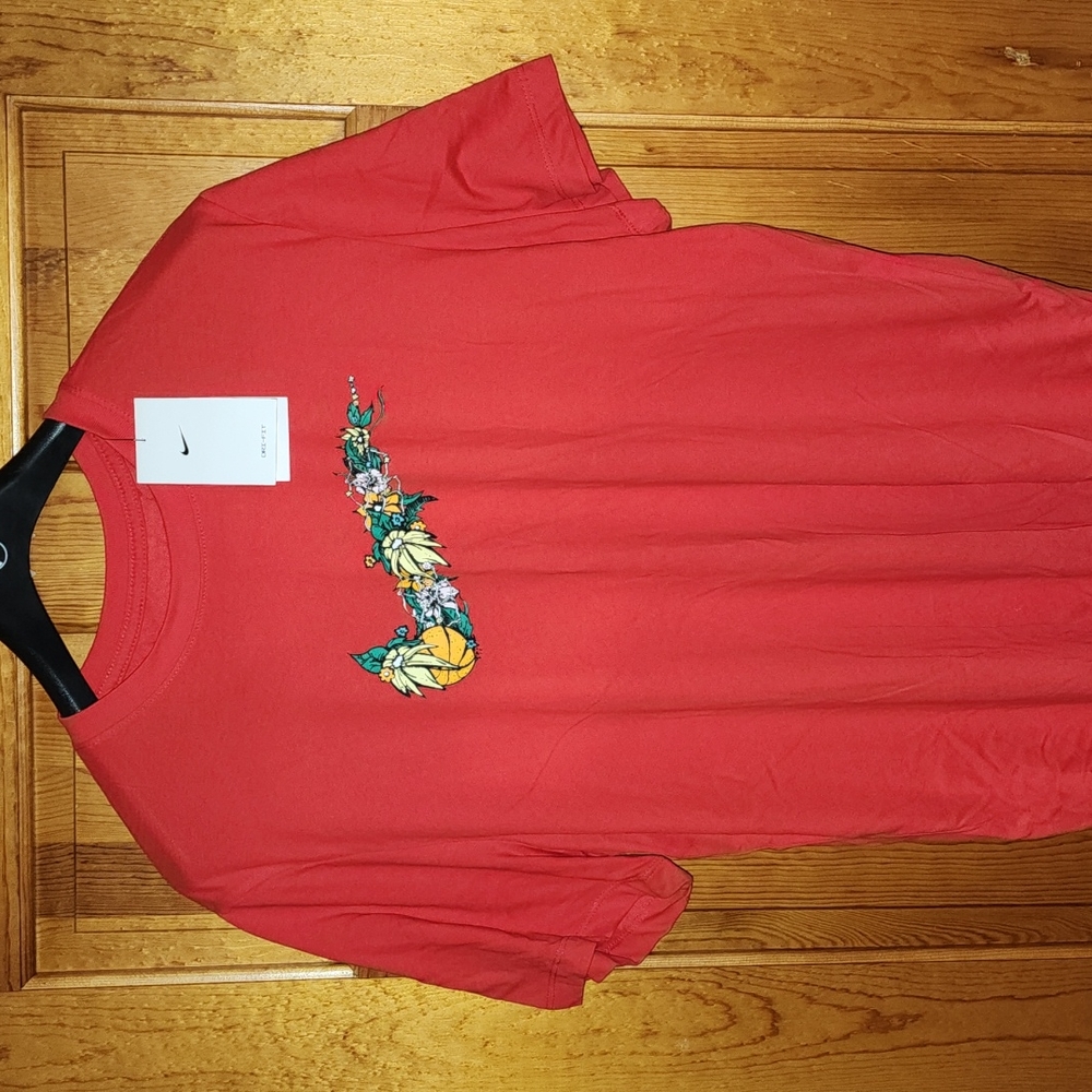 NIKE TEE SHIRT